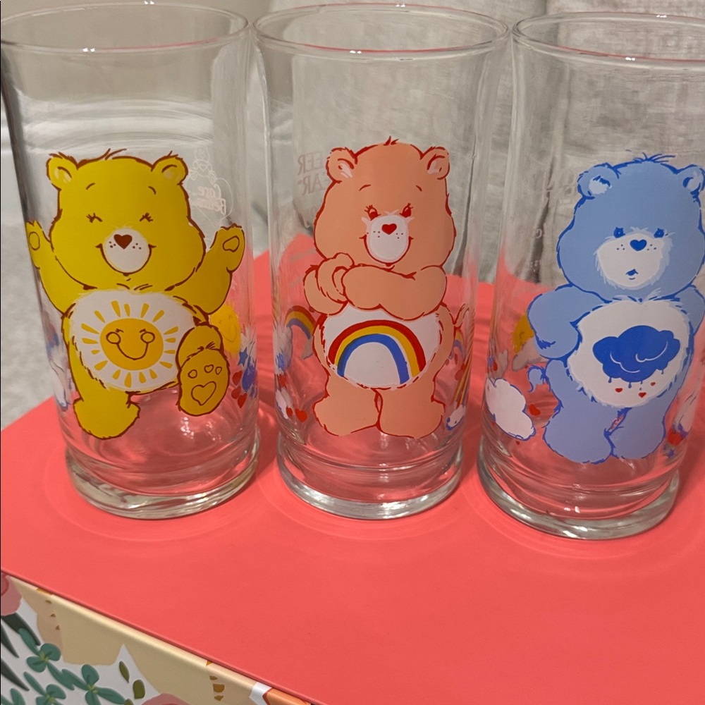 Colorful Bear Design Glass Set